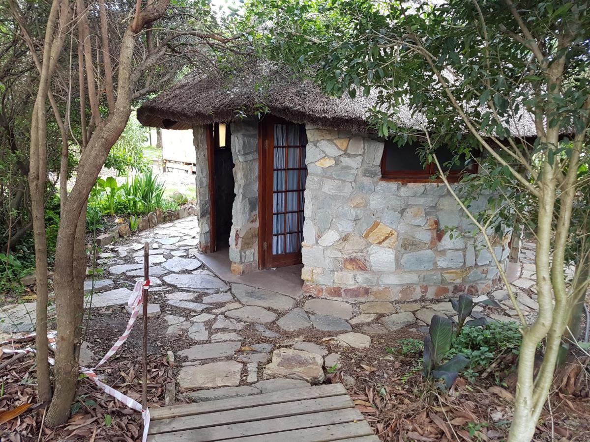 Mali Boutique Lodge & Tube 'N Axe Budget Accommodation Stormsrivier Exterior foto